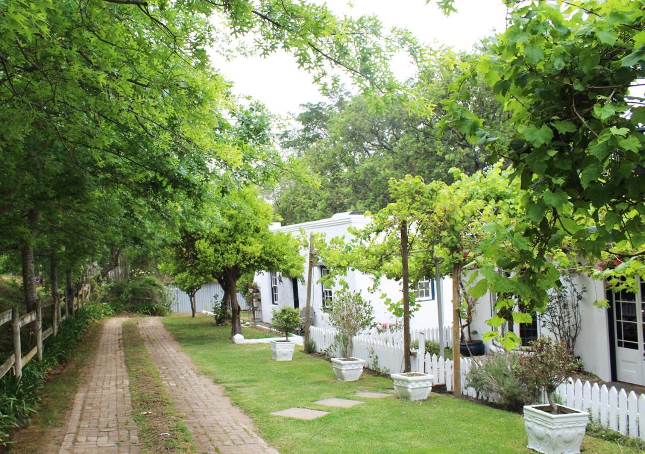 Moffid'S Place สเวลเลนดาม ภายนอก รูปภาพ