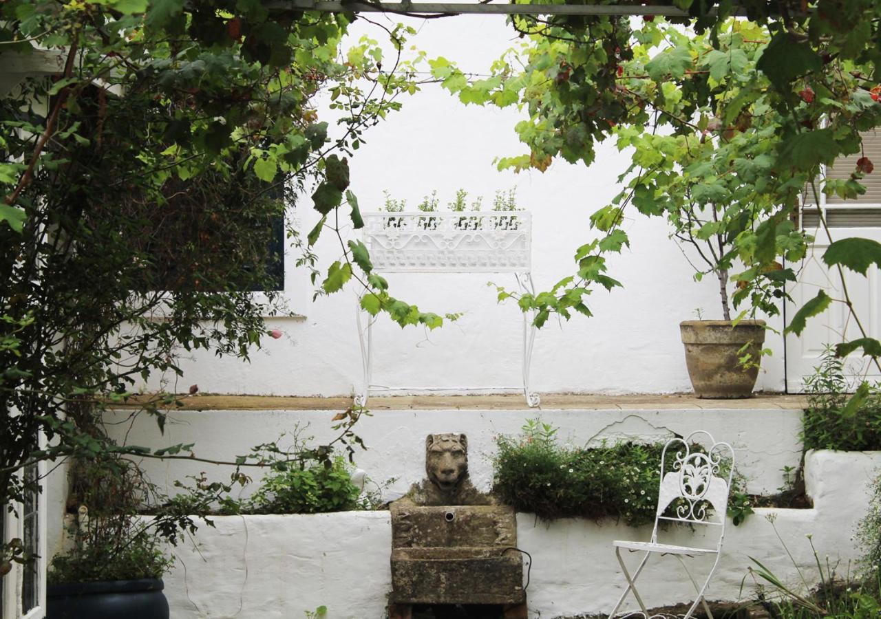 Moffid'S Place สเวลเลนดาม ภายนอก รูปภาพ