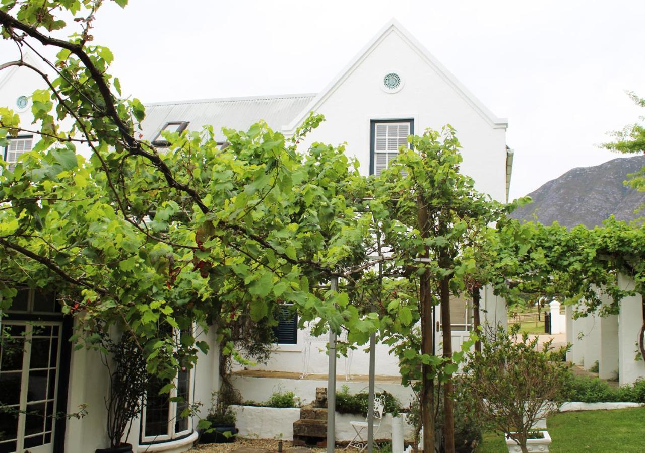 Moffid'S Place สเวลเลนดาม ภายนอก รูปภาพ