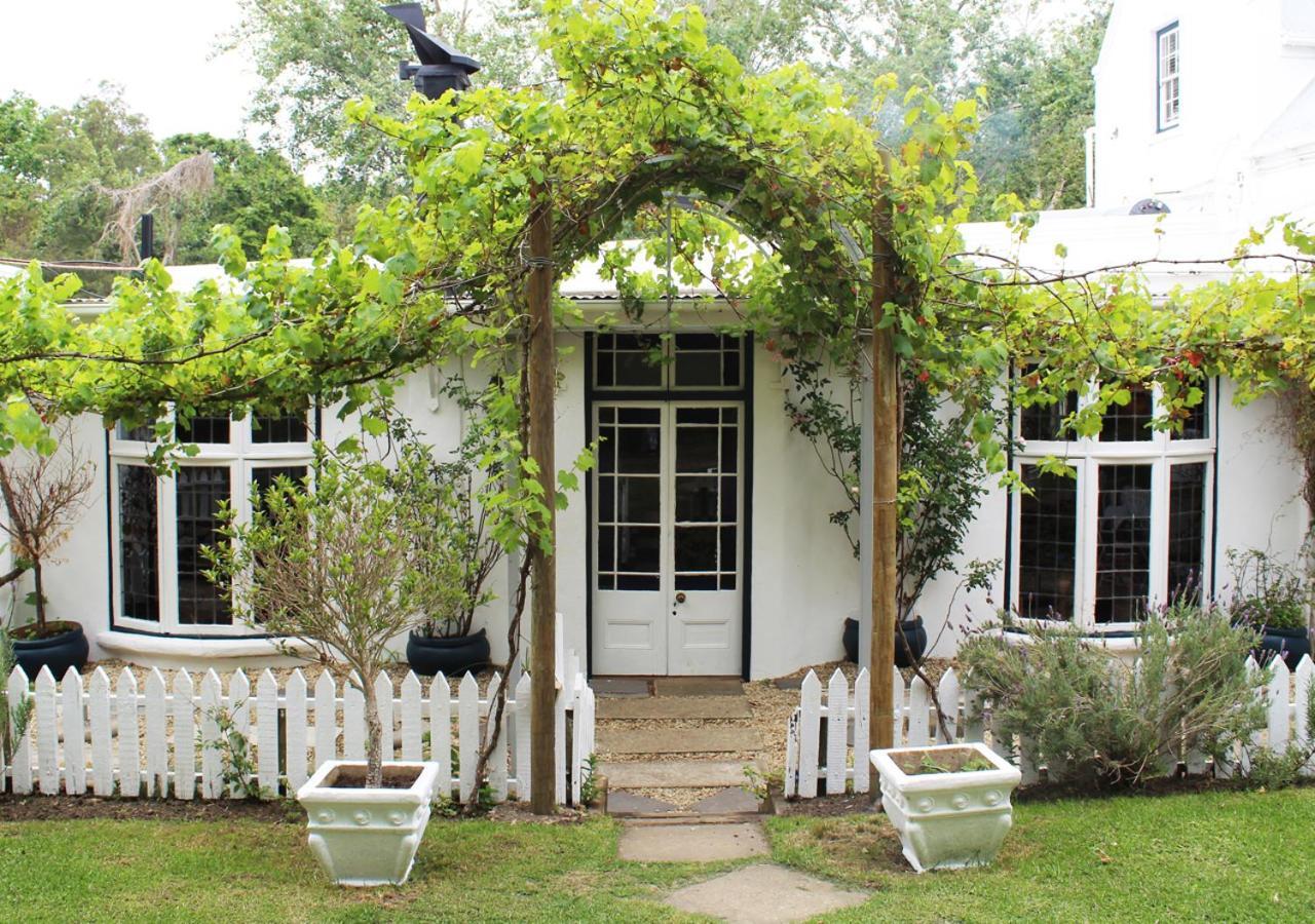 Moffid'S Place สเวลเลนดาม ภายนอก รูปภาพ